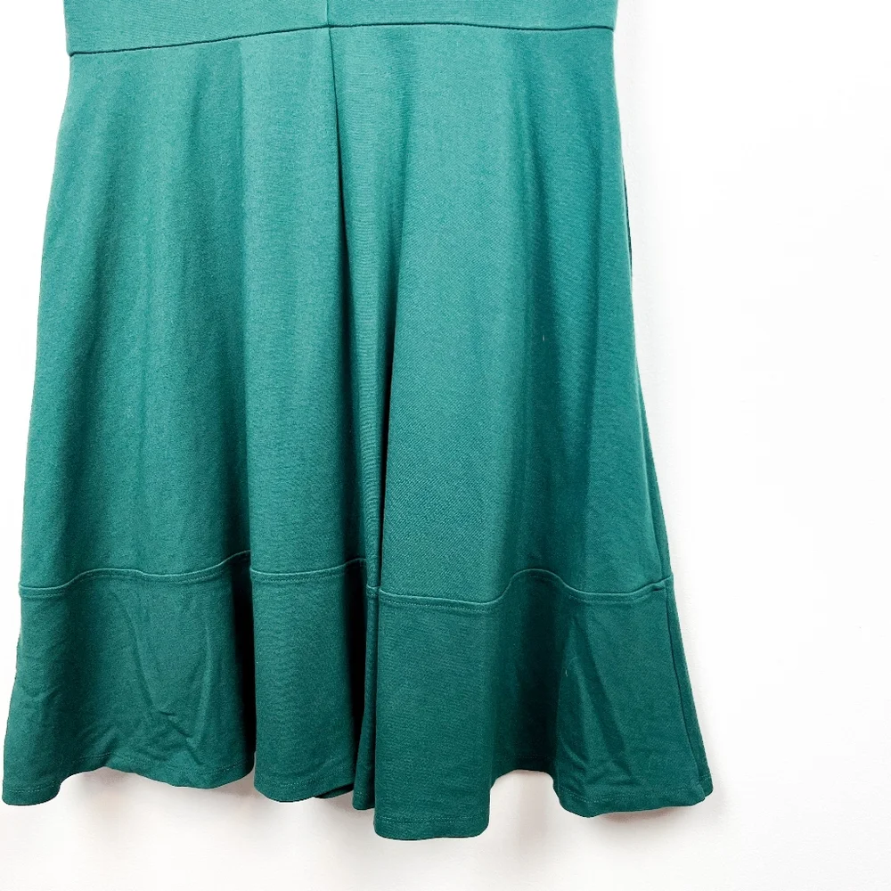 Ricki's Short Sleeve Green Midi Dress - Picture 9 of 10
